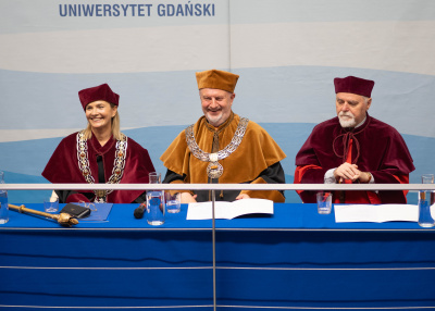 Od lewej: prof. Anna Jurkowska-Zeidler, prof. Waldemar Surosz, prof. Marcin Pliński