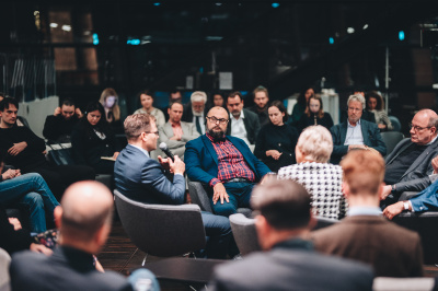 Dr hab. Arkadiusz Modrzejewski, prof. UG, w panelu dyskusyjnym w ramach Gdańskiego Dialogu. Fot. Rafał Mroziński / Archiwum ECS