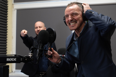 Dziekan Arkadiusz Janicki i dr Wacław Kulczykowski przy stanowisku do nagrań