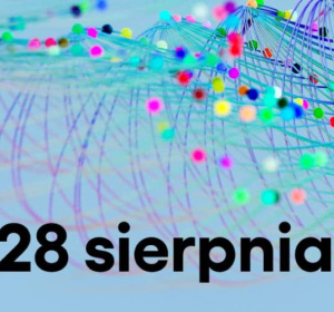 Grafika: CN Experyment; wizualizacja kolorowych cząsteczek na orbitach z napisem 28 sierpnia