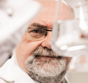 Prof. Grzegorz Węgrzyn