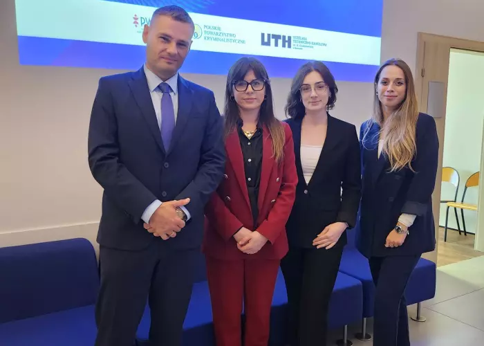 Ilustracja: {{ value_6|escape }}