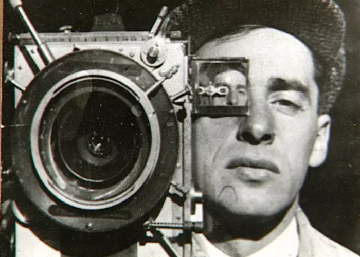 Ilustracja: Competition for student films' funding. Don't give up on your dreams