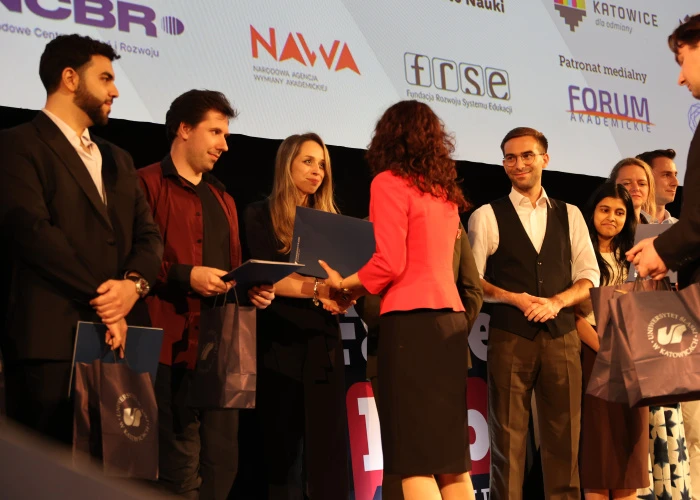 Martyna Czarnomska finalistką FameLab Poland 2026