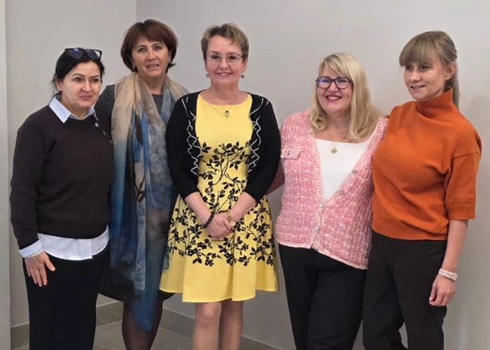 Nowy zarząd PTPK, w środku prezeska, prof. Małgorzata Lipowska