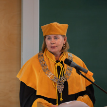 Prof. Beata Grobelna, Dziekan WChUG