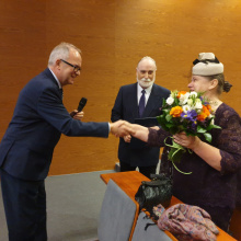 Troje profesorów Uniwersytetu Gdańskiego otrzymało Medale Uniwersytetu Gdańskiego na posiedzeniu Senatu Uniwersytetu Gdańskiego - 2