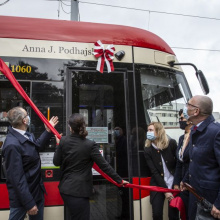 Zdjęcia z uroczystości nadania tramwajowi gdańskiemu imienia prof. Anny Jadwigi Podhajskiej