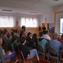 Fot. 11 - wykład o naszych badaniach na grodzisku w Grabczynie dla lokalnych mieszkańców, 2023 rok