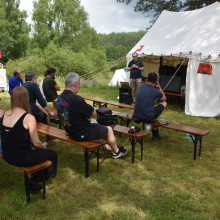 Fot. 24 - Festiwal Wykopaliska w Rekowie 2025, prelekcja prof. Arkadiusza Marciniaka z Wydziału Archeologii UAM