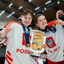 Julia Łapińska z koleżanką z reprezentacji