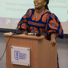 Leymah Gbowee during a meeting with students
