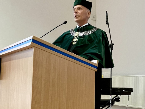 Dziekan WZ prof. dr hab. Mirosław Szreder