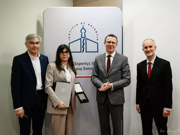 Aneta Lewkowicz z nagrodą im. Z. Robla, fot Dorota Muniak