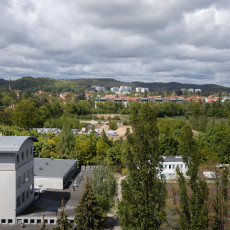 Plac budowy widziany z budynku rektoratu - 16 maja 2025 r.