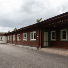 Budynek 1