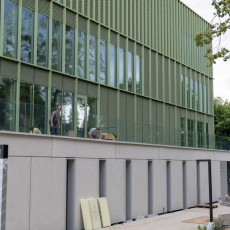 Front Centrum Sportowego UG.